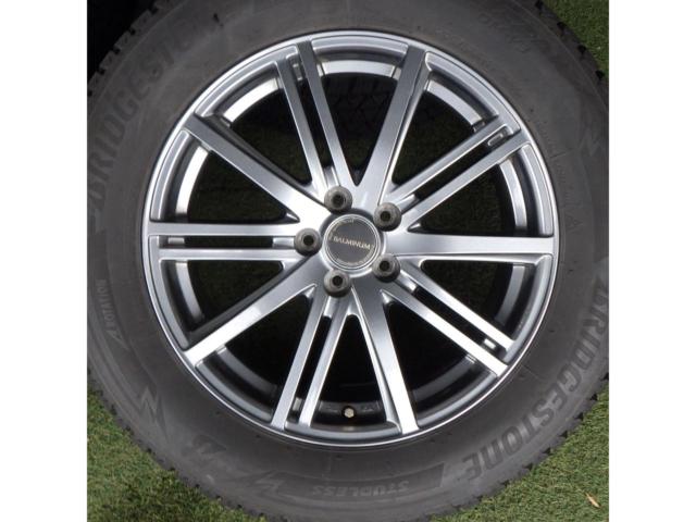 Bridgestone Balminum Studless Tires
BR10 + BRIDGESTONE BLIZZAK
DM-V3225/60R17
99Q
Manufactured in 2023