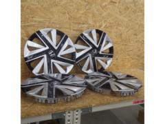 Genuine Honda wheel caps for 15-inch wheels