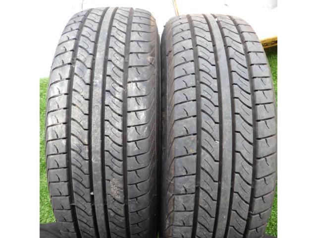 メーカー不明 スムージングホイール+CLASSIC OVAL 0G-20【215/65R16C 109/107T 8P.R LT】