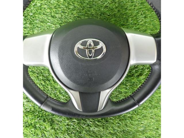 トヨタ純正(TOYOTA)ステアリング★ヴィッツ/130系★
