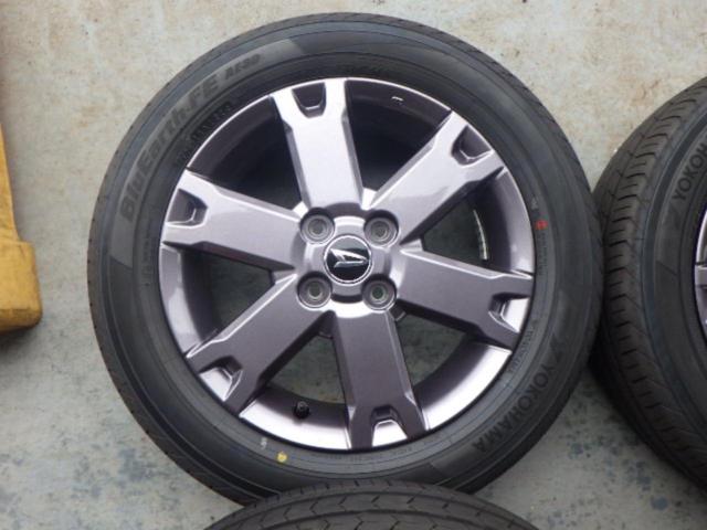ダイハツ純正 タフト純正スポークホイール  + YOKOHAMA BluEarth FE AE30