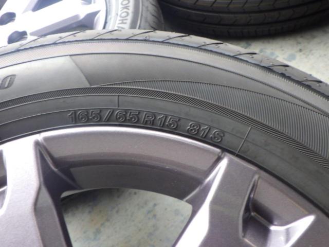 ダイハツ純正 タフト純正スポークホイール  + YOKOHAMA BluEarth FE AE30
