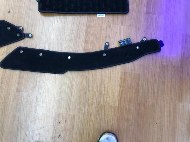 Honda genuine
WR-V Genuine Floor Mats / Premium Type