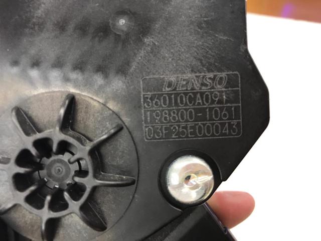 スバル純正 BRZ/ZD8純正アルミパッド付きスポーツアクセルペダル 