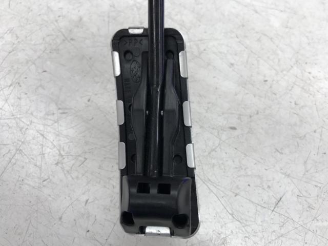 スバル純正 BRZ/ZD8純正アルミパッド付きスポーツアクセルペダル 
