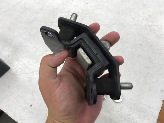スバル純正 BRZ/ZD8純正ミッションマウント 