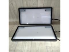 Inoue Industries/Perfect
LED backlit license plate
For ordinary cars
2 pieces set