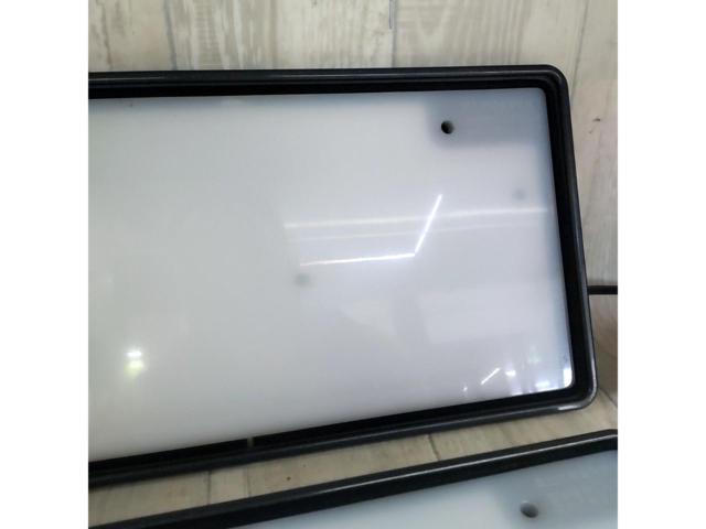 Inoue Industries/Perfect
LED backlit license plate
For ordinary cars
2 pieces set
