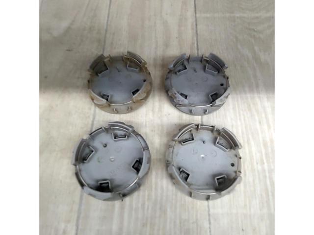【トヨタ純正】  オーナメントキャップ(センターキャップ)  4枚セット  外径62mm