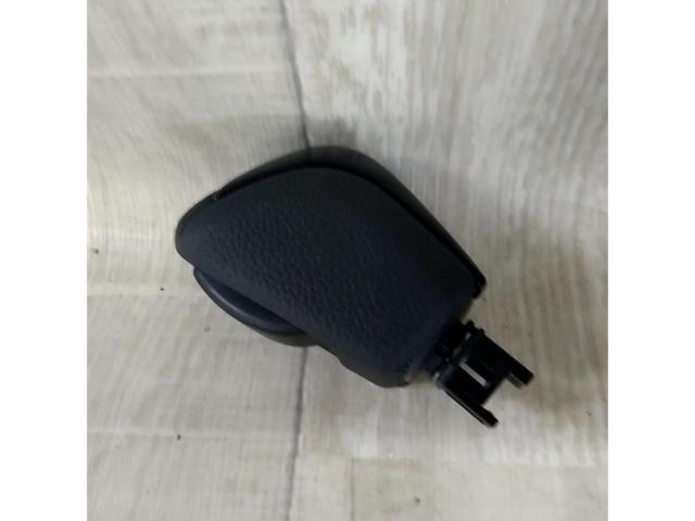 【スバル純正】  純正シフトノブ  ■  フォレスター  SL