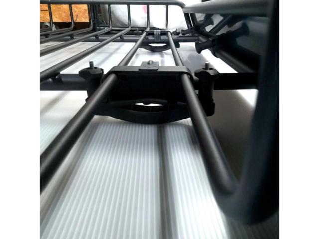 【YAKIMA】 ルーフラック