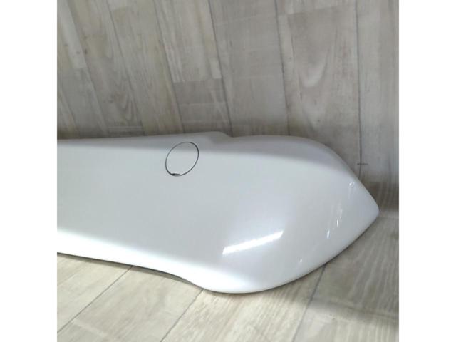 【トヨタ純正】  純正オプションリアウイング  ■  200系ハイエース  ナローボディ