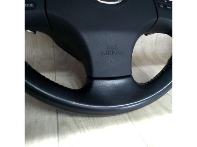 Genuine Mazda US product
Genuine leather handle
■
Lexus
Primary IS