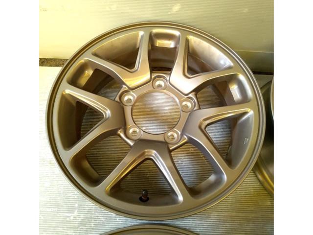 SUZUKI
JB64W
Jimny original wheel