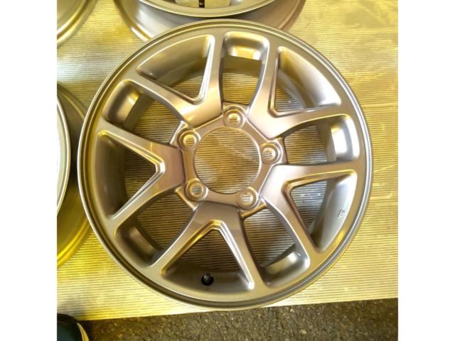 SUZUKI
JB64W
Jimny original wheel