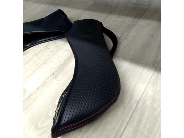 [Manufacturer unknown]
Side support with belt guide
Rear
Right and left
■
RECARO
TS-G