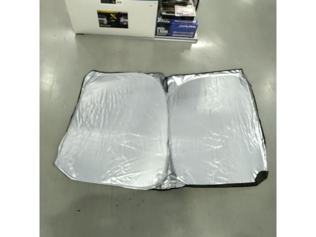 【ノーブランド】折り畳み式フロントサンシェード■ヤリスクロス