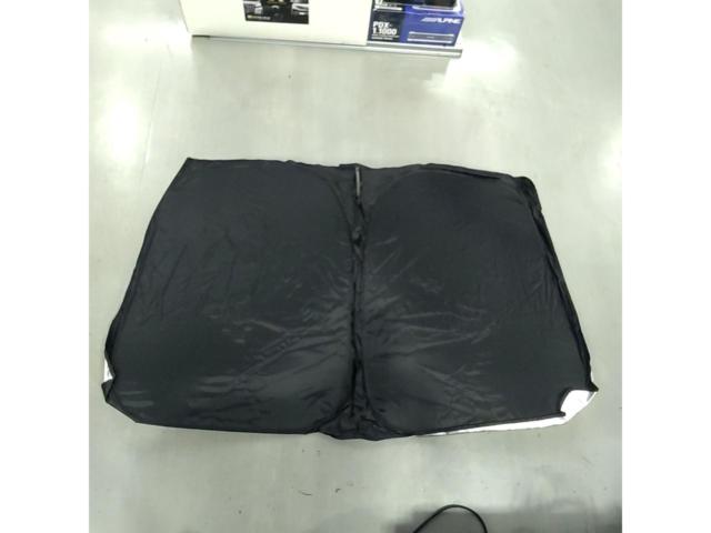 【ノーブランド】折り畳み式フロントサンシェード■ヤリスクロス