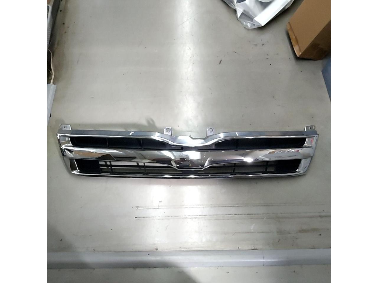 Toyota genuine front grille
■200 Series Hiace 3rd Generation Wide