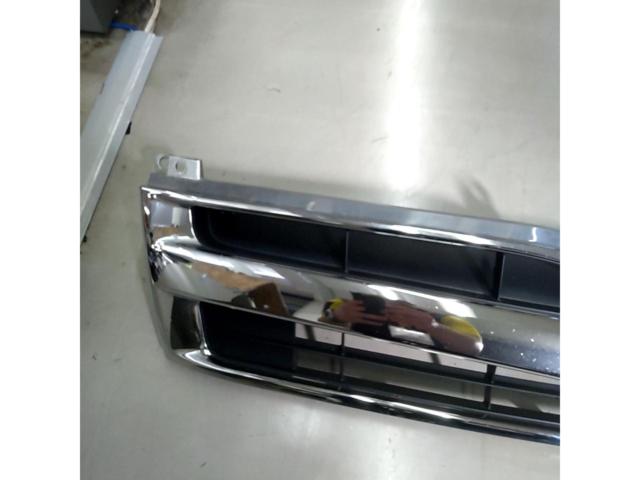 【トヨタ純正】純正フロントグリル ■200系ハイエース3型ワイド
