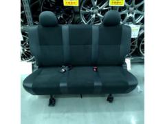 【トヨタ純正】純正リアシート ■200系ハイエース9型ダークプライムⅡスーパーGL