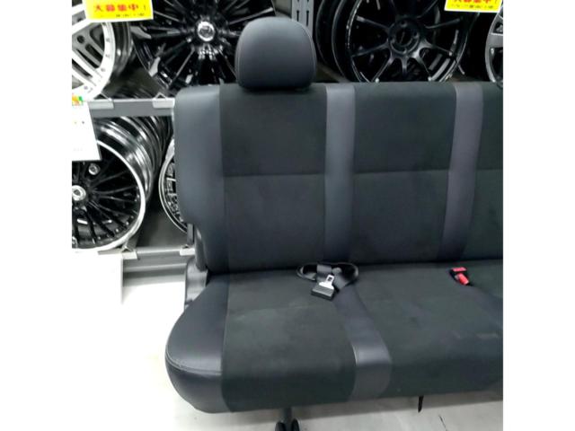 【トヨタ純正】純正リアシート ■200系ハイエース9型ダークプライムⅡスーパーGL
