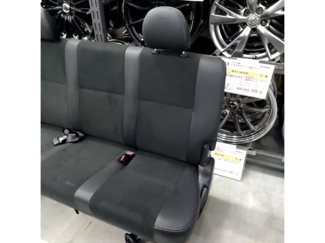 【トヨタ純正】純正リアシート ■200系ハイエース9型ダークプライムⅡスーパーGL