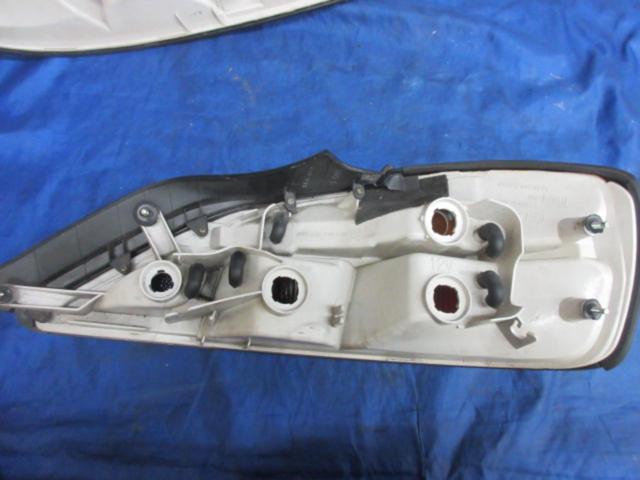 日産純正 S15 シルビア純正テールレンズ