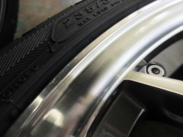 BADX 632 LOXARNY LOXARNY MULTI FORCHETTA+ KENDA KR20 235/35R19