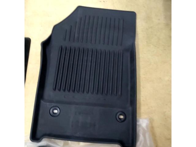 RX2609-0141 TOYOTA トヨタ 純正 スノーレジャー用 フロアマット 縁高タイプ