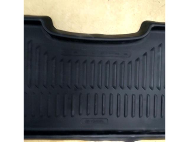 RX2609-0141 TOYOTA トヨタ 純正 スノーレジャー用 フロアマット 縁高タイプ