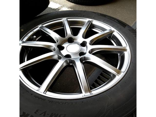 RX2609-0167
BRIDGESTONE
ECO
FORME
CRS
131
This product includes only the four wheels.