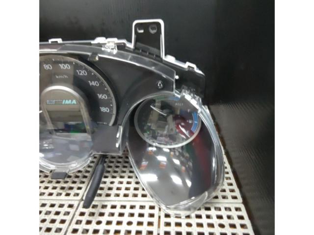 RX2609-1100
Honda GP1 Fit Hybrid genuine speedometer