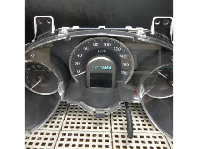 RX2609-1100
Honda GP1 Fit Hybrid genuine speedometer