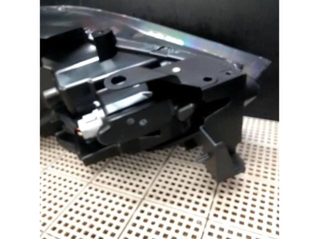 RX2609-1153 【マツダ】KF系CX-5後期純正ヘッドライト 左側のみ