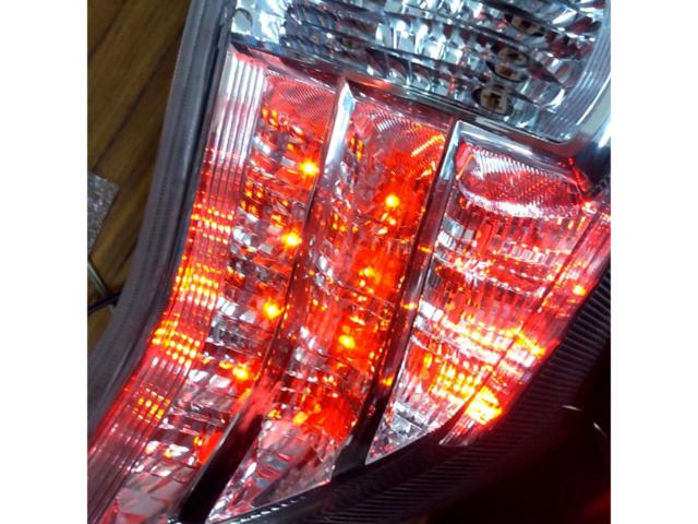RX2609-0216 トヨタ  純正LEDテールランプ 左右セット