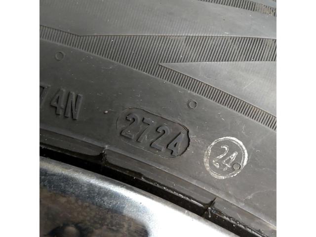 RX2609-0230S【日産純正】E52 エルグランド純正+ PIRELLI ICE ZERO ASIMMETRICO 4本セット