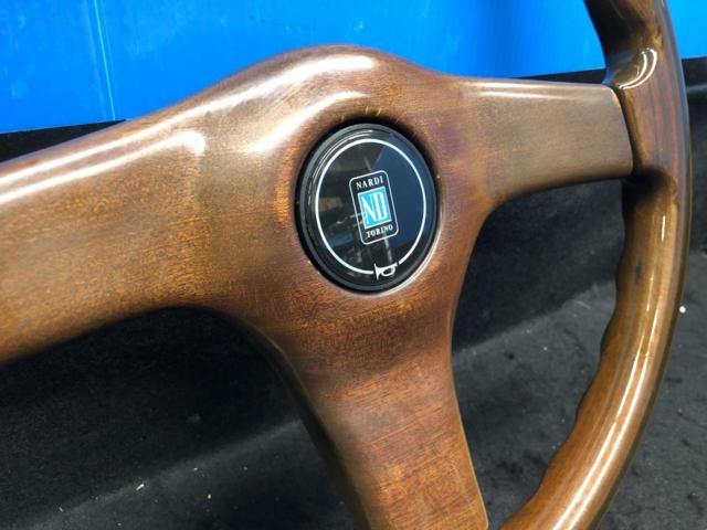 NARDIGARA3
Wood