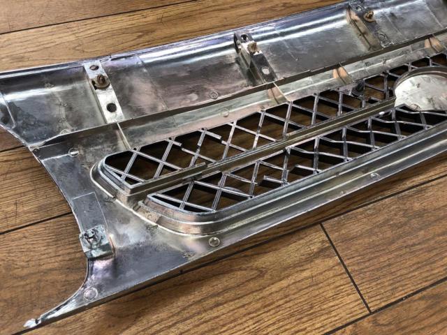 メーカー不明 メッキフロントグリル