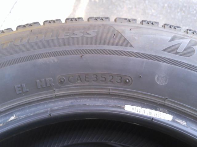 BRIDGESTONE
BLIZZAK
VRX2