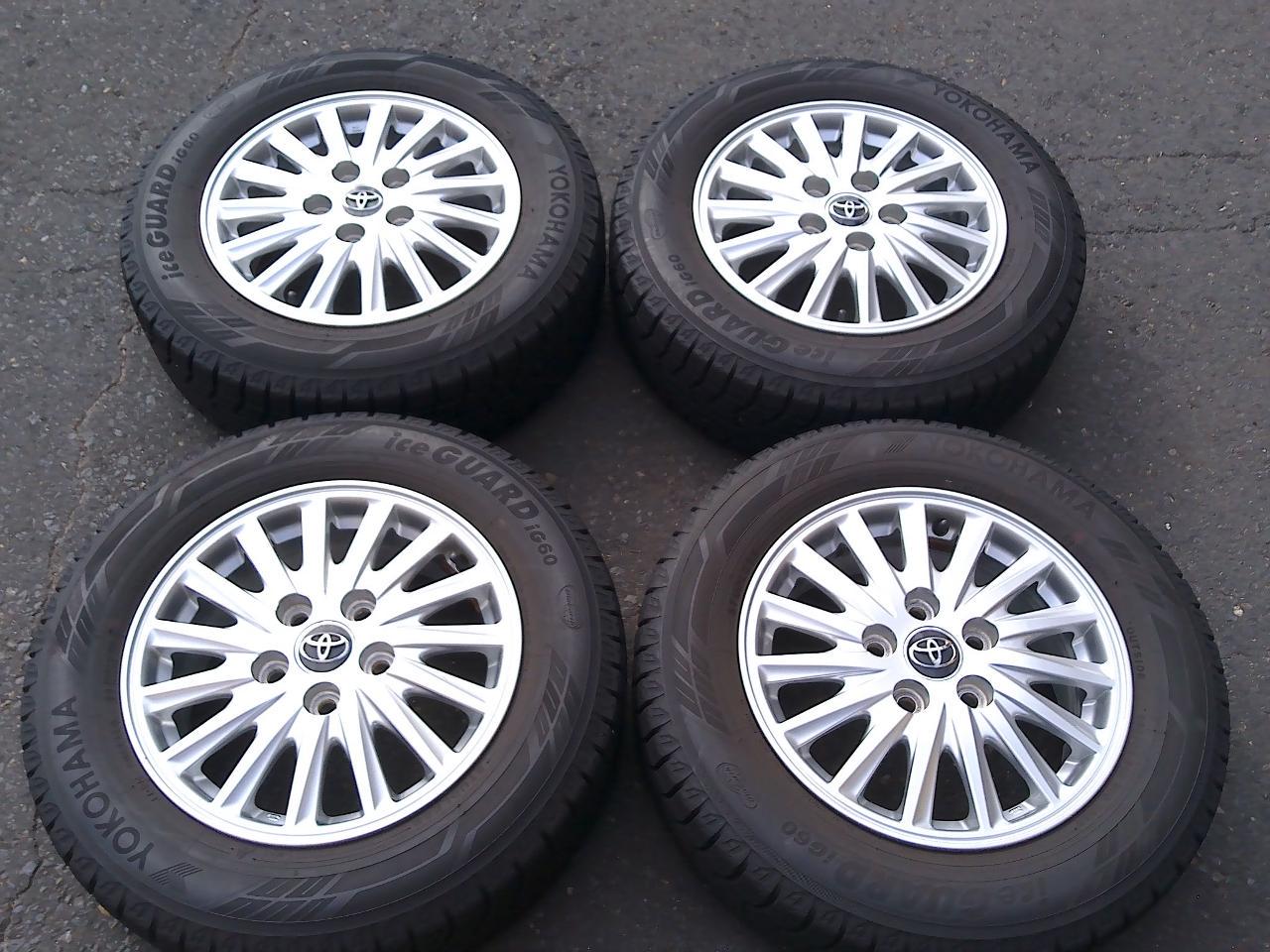 Toyota genuine
15 spoke
+
YOKOHAMA
iceGUARD
iG60