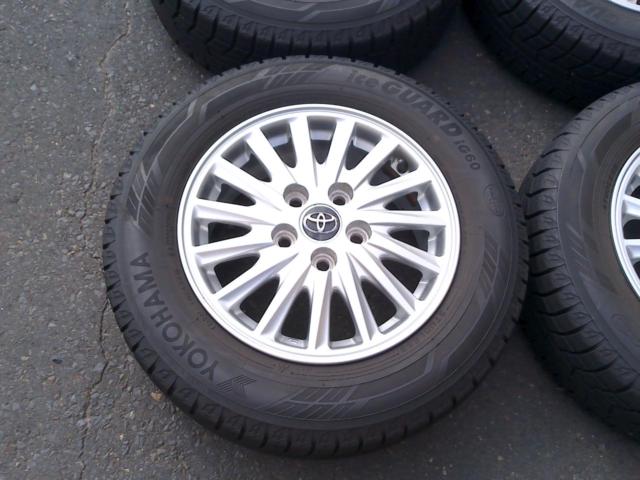 Toyota genuine
15 spoke
+
YOKOHAMA
iceGUARD
iG60