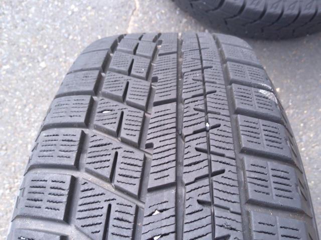 Toyota genuine
15 spoke
+
YOKOHAMA
iceGUARD
iG60