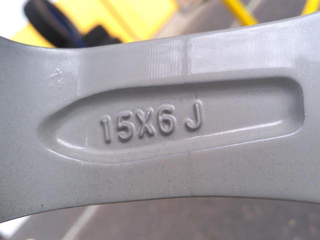 Toyota genuine
15 spoke
+
YOKOHAMA
iceGUARD
iG60