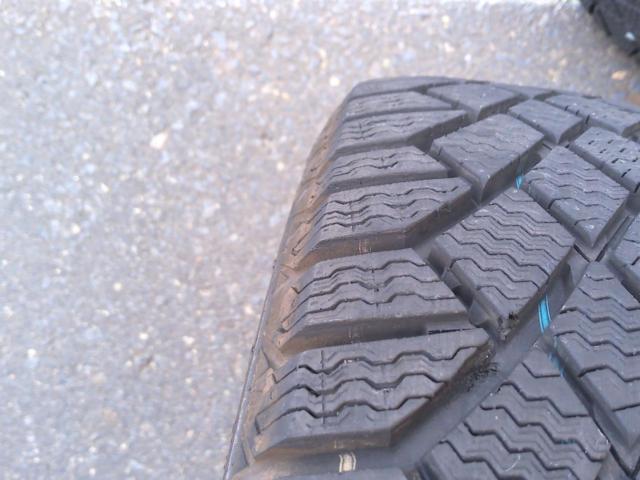 HOT
STUFF (hot staff) WAREN (waren)
12-spoke + Continental
VikingContact7