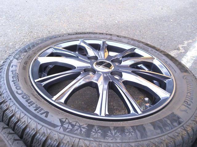 HOT
STUFF (hot staff) WAREN (waren)
12-spoke + Continental
VikingContact7