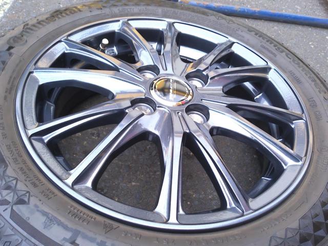HOT
STUFF (hot staff) WAREN (waren)
12-spoke + Continental
VikingContact7