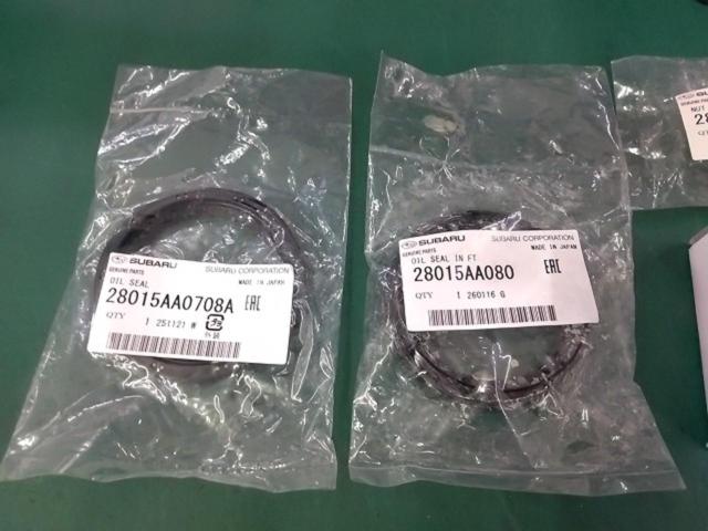 Left front only: Subaru genuine hub + hub bearing set