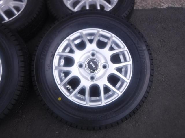 1 BRIDGESTONE
TOPRUN
M7 + BRIDGESTONE W300