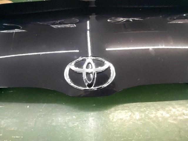 Toyota genuine
Bonnet